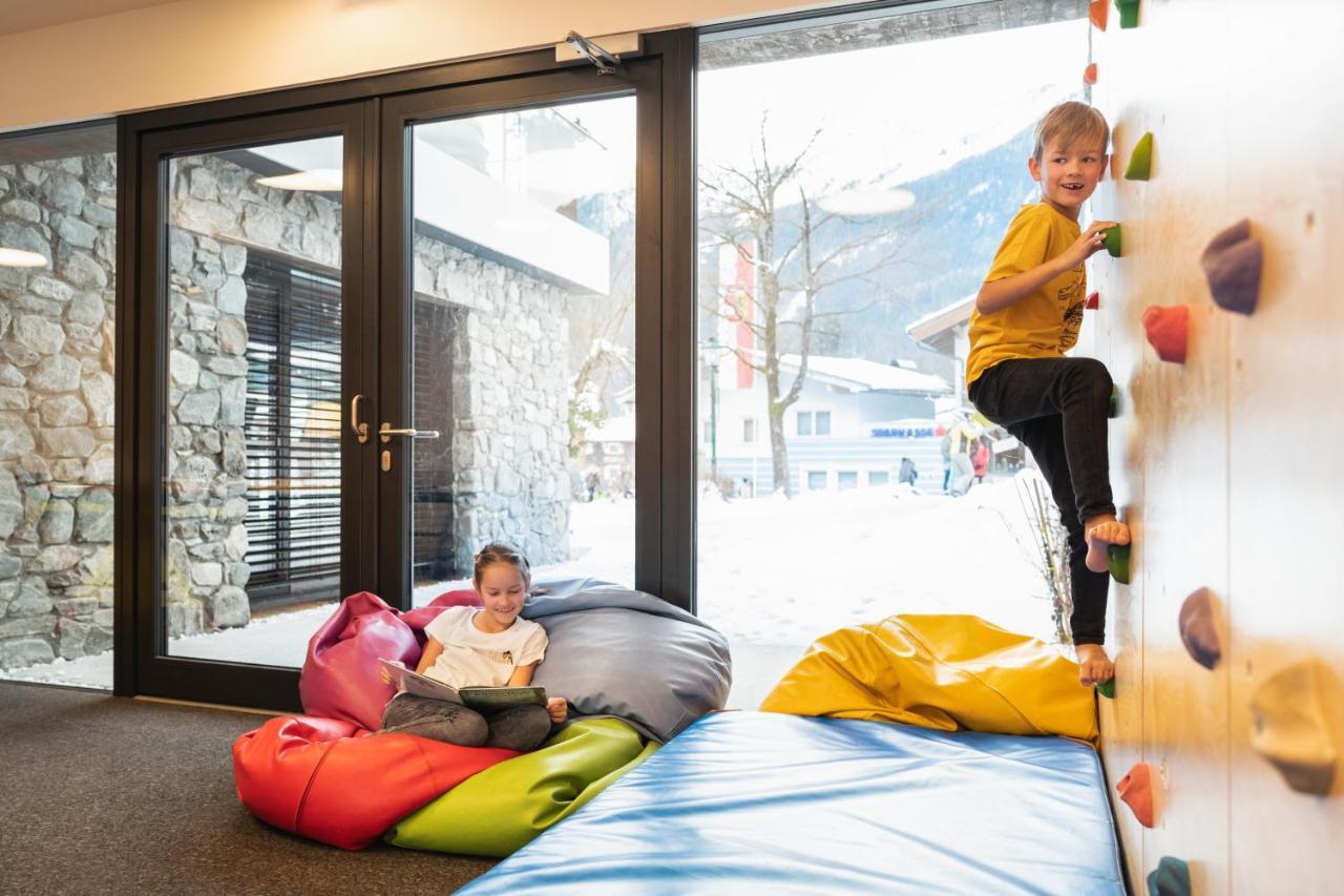 Hotel Kammerlander Neukirchen am Großvenediger Eksteriør billede